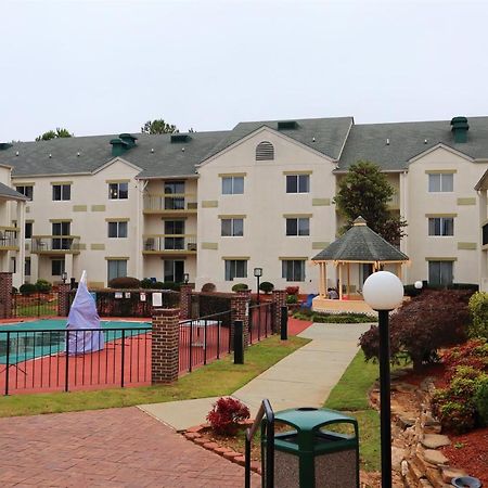 Baymont By Wyndham Norcross Atlanta Hotel Exterior foto