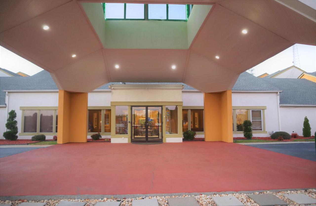 Baymont By Wyndham Norcross Atlanta Hotel Exterior foto